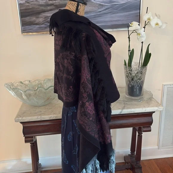 LA Fiorentina NEIMAN Marcus Genuine Fur wool wrap shawl scarf black purple rare - Picture 5 of 14
